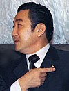 https://upload.wikimedia.org/wikipedia/commons/thumb/e/ec/Hashimoto_meets_Cohen_cropped.jpg/100px-Hashimoto_meets_Cohen_cropped.jpg